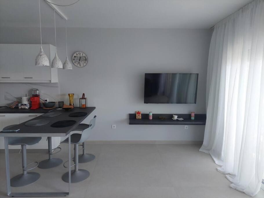 Gesyl Apartment Toló Kültér fotó